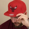 Mitchell & Ness Embroidery Glitch Snapback Bulls -Chapeaux À La Mode embroidery glitch snapback bulls