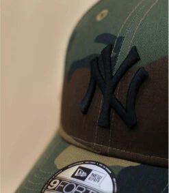 NEW ERA League Ess 940 NY Woodland Camo Black -Chapeaux À La Mode league ess 940 ny woodland camo whitecap20ny20camo20new20era