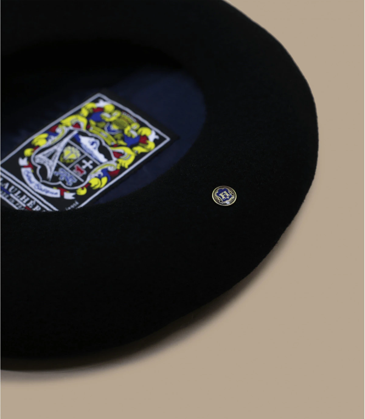 Max Grand Plateau Black 5 Max Grand Plateau Black – Image 3