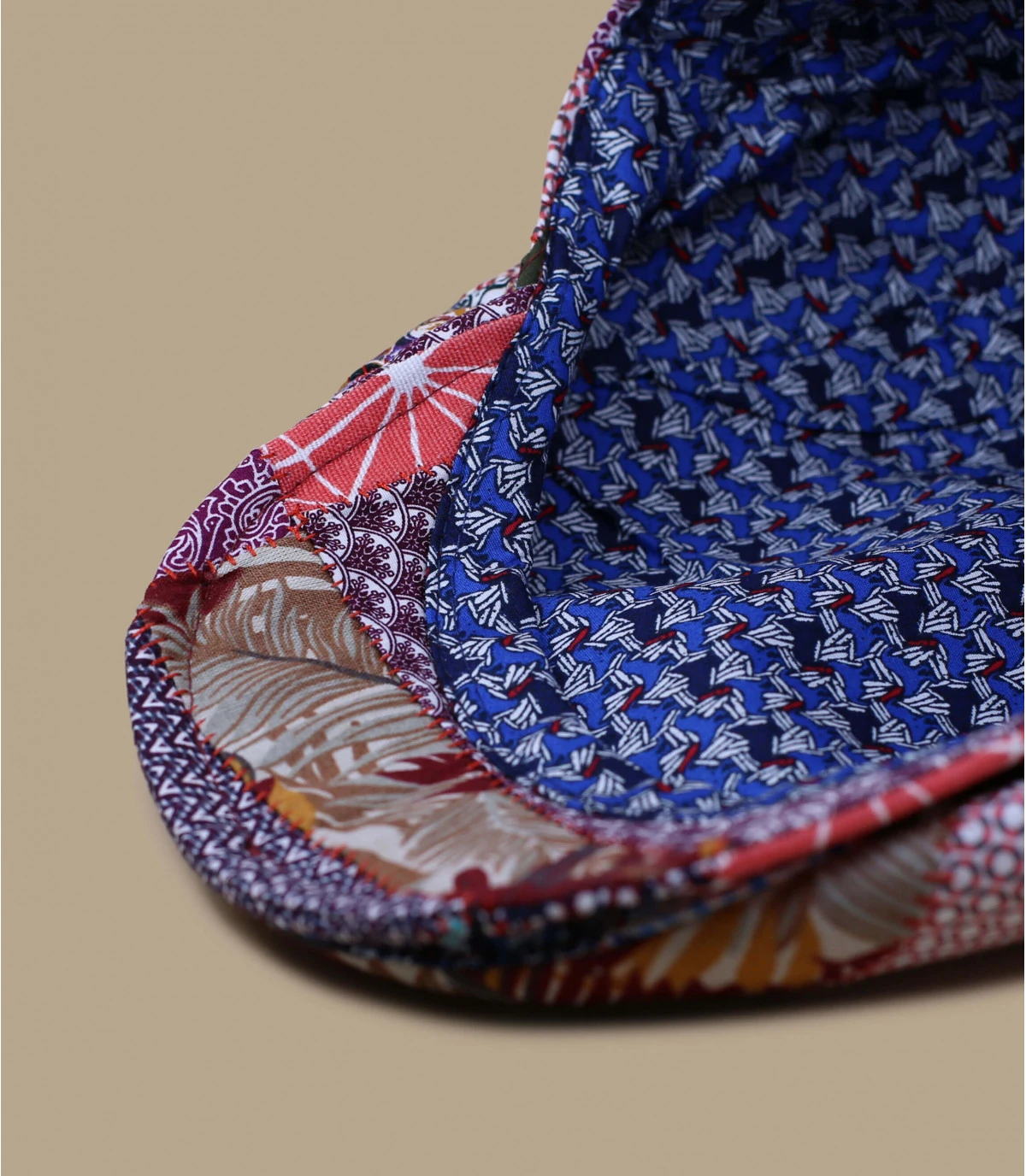 Owen Patchwork Rouge 6 Owen Patchwork Rouge – Image 4