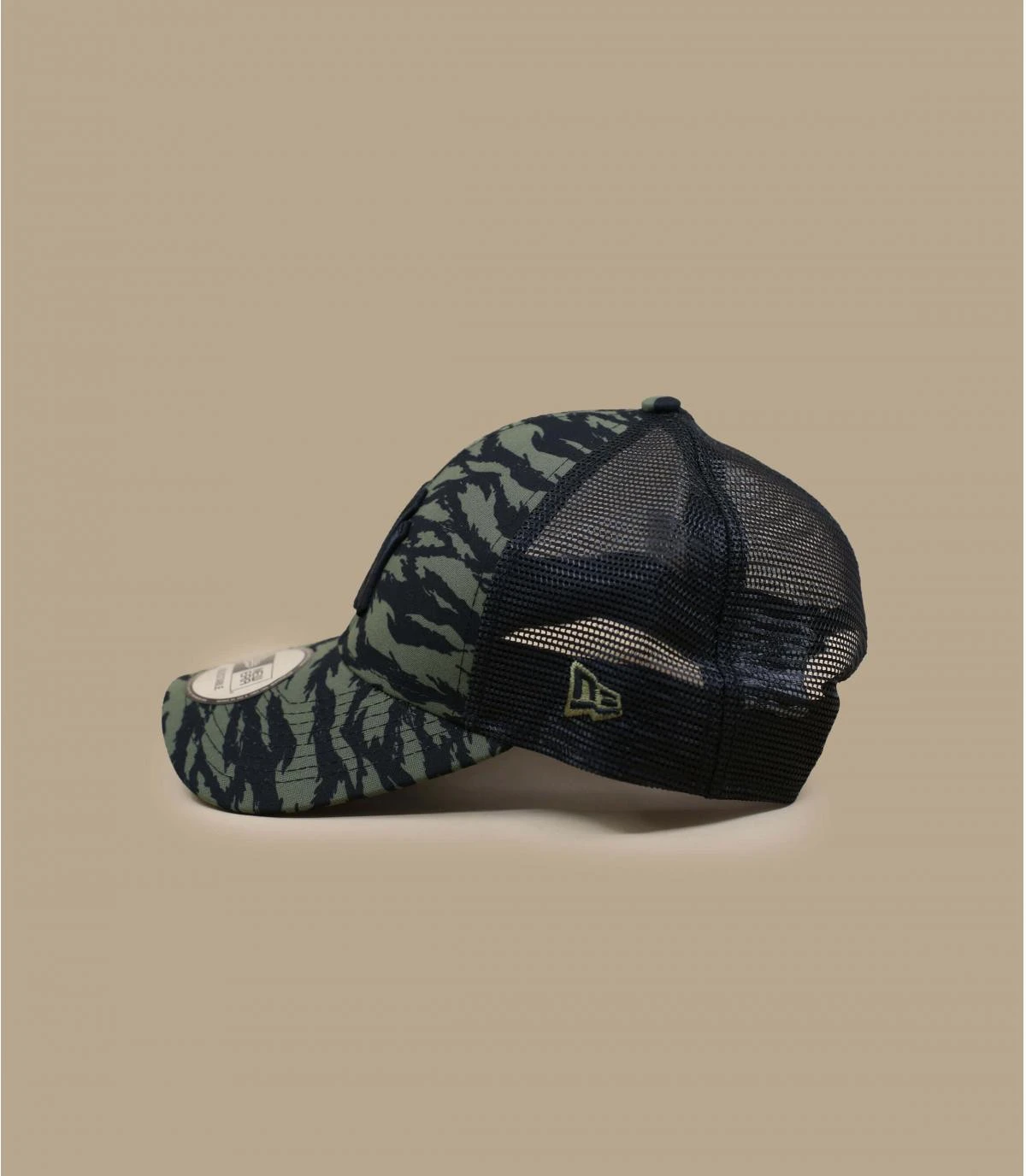 NEW ERA Trucker Tiger Print NY Olive 5 NEW ERA Trucker Tiger Print NY Olive – Image 3