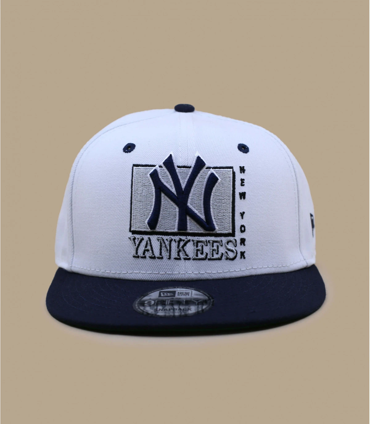 NEW ERA White Crown 950 NY 4 NEW ERA White Crown 950 NY – Image 2
